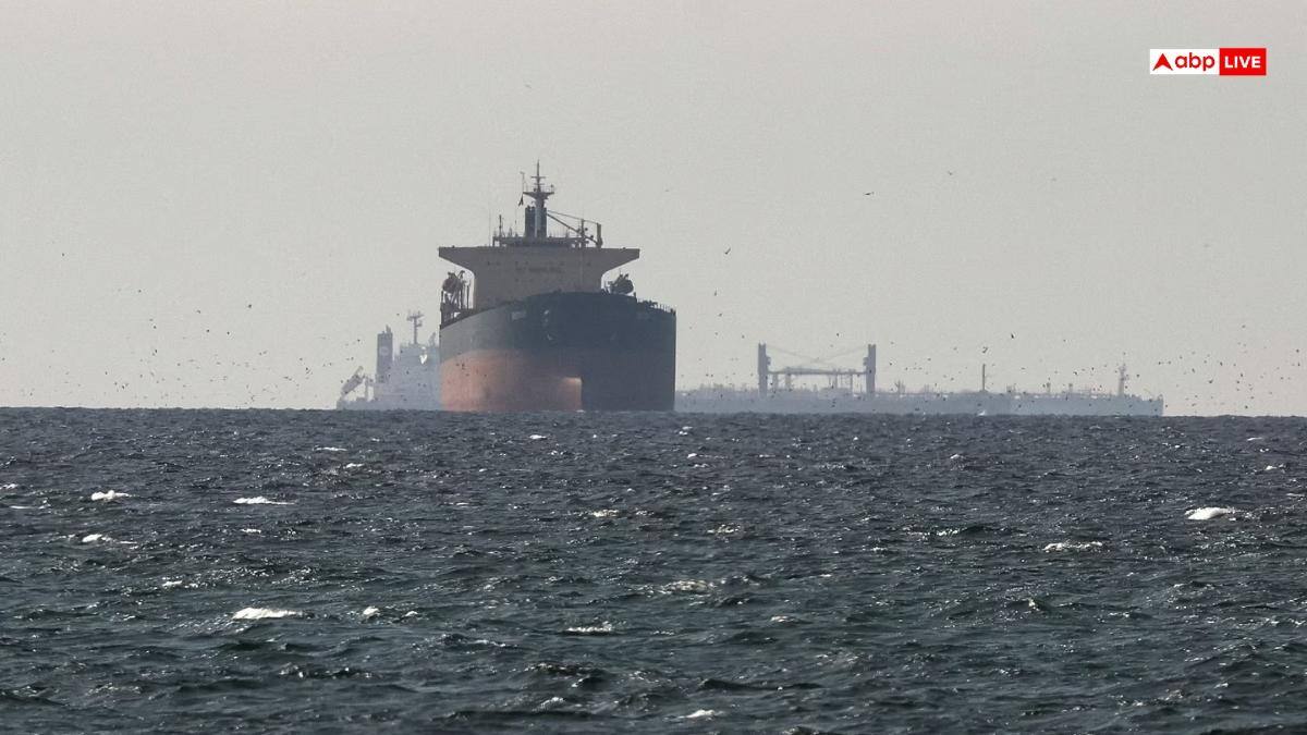 US Warships Cross Strait Of Hormuz As Trump Says ‘Clearing’ Operation Underway
