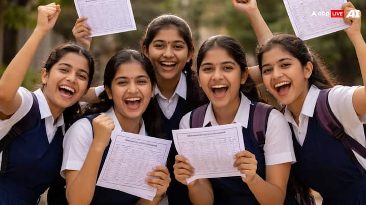 बोर्ड अधिकारी रिजल्ट की घोषणा प्रेस कॉन्फ्रेंस के माध्यम से करेंगे. यह प्रेस कॉन्फ्रेंस बोर्ड कार्यालय में आयोजित होगी. इसी दौरान पास प्रतिशत, टॉपर की जानकारी और रिजल्ट देखने की प्रक्रिया भी बताई जाएगी.