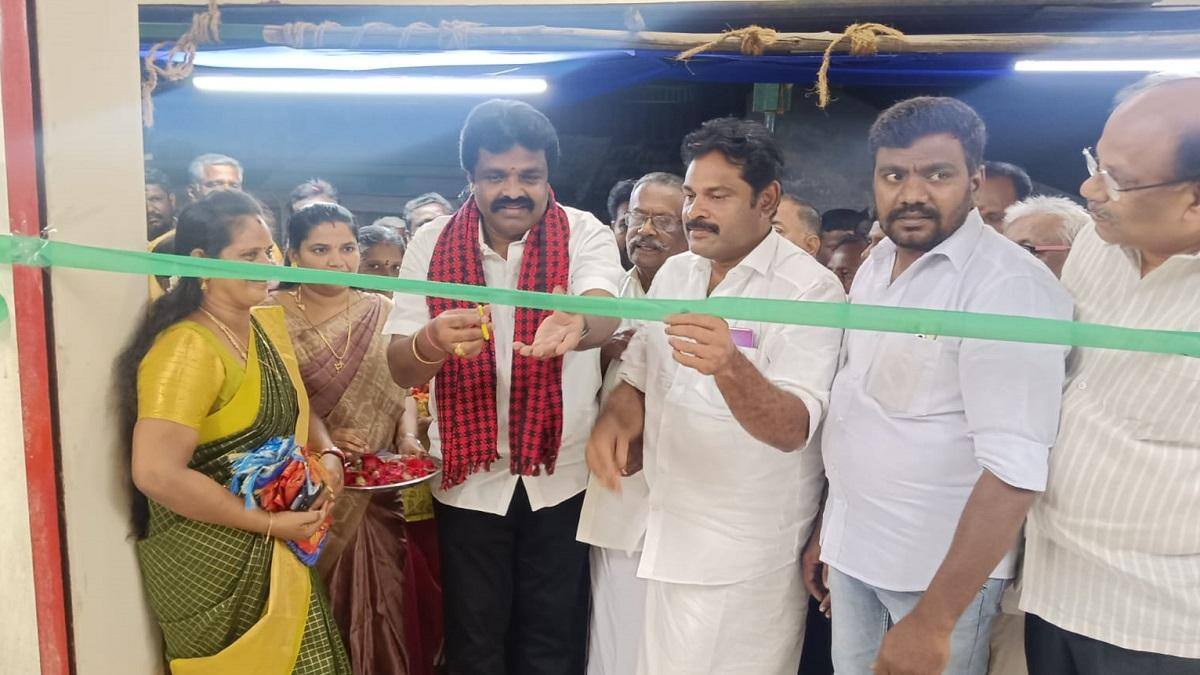 திமுக வேட்பாளர் சண். ராமநாதனுக்கு பெருகும் ஆதரவு: வல்லத்தில் தேர்தல் அலுவலகம் திறப்பு