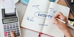 Self Growth: જીવનમાં આગળ વધવા માટે આ 5 ટિપ્સ અપનાવો