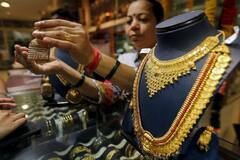 Gold Price Down: ਸੋਨੇ-ਚਾਂਦੀ ਦੀਆਂ ਕੀਮਤਾਂ 'ਚ ਕਿੰਨੀ ਹੋਈ ਗਿਰਾਵਟ, ਜਾਣੋ ਉਤਰਾਅ-ਚੜ੍ਹਾਅ ਤੋਂ ਬਾਅਦ ਇੰਨੇ ਡਿੱਗੇ ਰੇਟ...