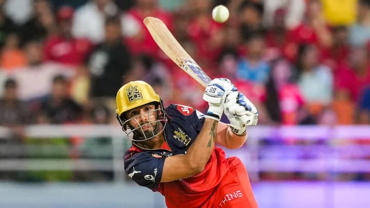 Jitesh Sharma, RCB's wicketkeeper, comes in at the fifth spot. He was retained by the franchise for IPL 2026 on a Rs 11 crore contract.
