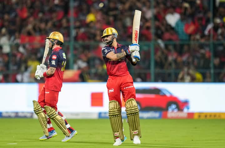 देवदत्त पडिक्कलने 29 चेंडूत 5 चौकार आणि 2 षटकारांच्या मदतीने 50 धावांची महत्त्वपूर्ण खेळी खेळली.