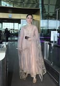 Tamannaah Bhatia: એરપોર્ટ પર છવાયો તમન્ના ભાટિયાનો ટ્રેડિશનલ લૂક, ફેન્સ થયા ક્રેઝી