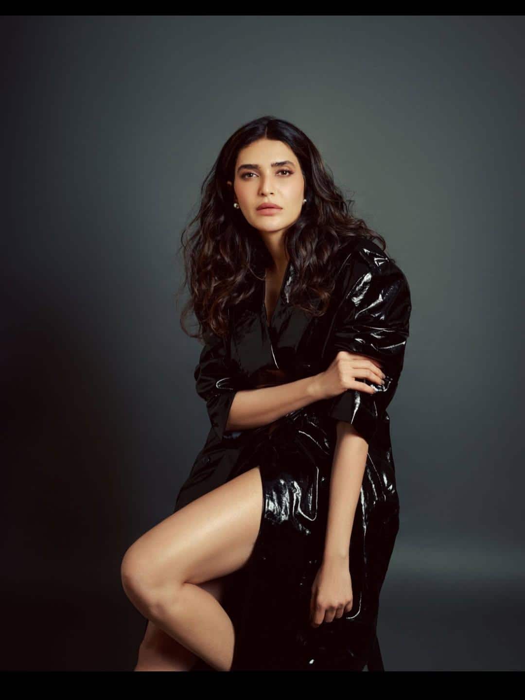 Karishma Tanna Net Worth: लग्जरी डुप्लेक्स अपार्टमेंट, महंगी कारें, बेहद आलीशान जिंदगी जीती हैं करिश्मा तन्ना, जानें- नेटवर्थ