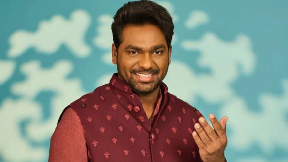 धुरंधर' जोक से बॉलीवुड को 'जलाने' वाले Zakir Khan कौन हैं? स्ट्रगल से स्टार कॉमेडियन बनने की कहानी