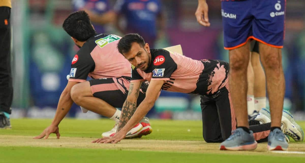 Yuzvendra Chahal's Viral Video With KKR Coach Stuns Fans - WATCH