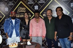 राम गोपाल वर्मा के बर्थडे बैश में लगा सितारों का मेला, जेनेलिया-रितेश से राजपाल यादव तक का दिखा स्टाइलिश अंदाज
