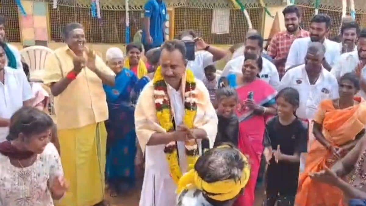 ”பழங்குடியினருடன் குதூகல நடனம்” - மலைவாழ் மக்களுடன் இணைந்த வேலுமணி...