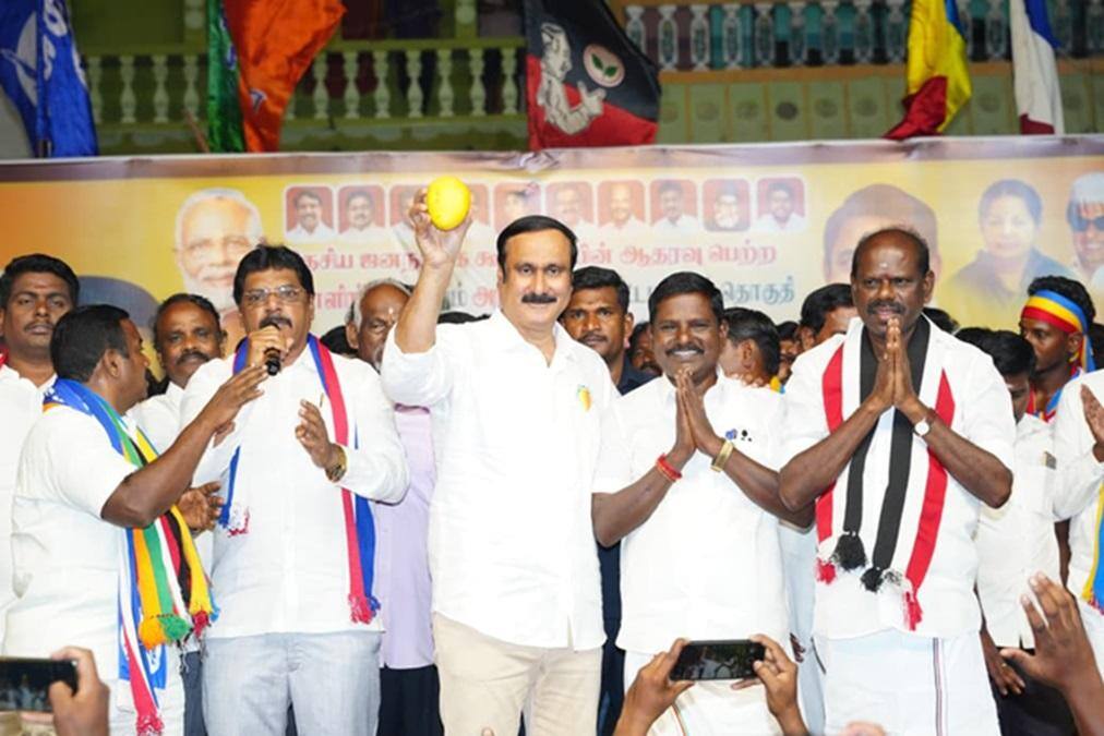 திமுகவே காங்கிரஸை தோற்கடிச்சுடும்; பாஜக தவிர வேறு எதாச்சும் ஸ்டாலினால் பேசமுடியுமா?- அன்புமணி கேள்வி
