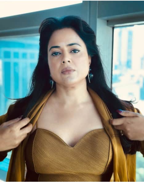 4 लाख के बैग, 2.5 लाख की जैकेट, बॉलीवुड में फिट होने के लिए Sameera Reddy ने पानी की तरह बहाया पैसा; हुआ पछतावा