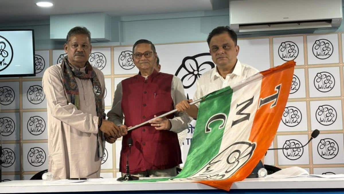 Netaji’s Great-Grandson Chandra Kumar Bose Joins TMC, Quits BJP