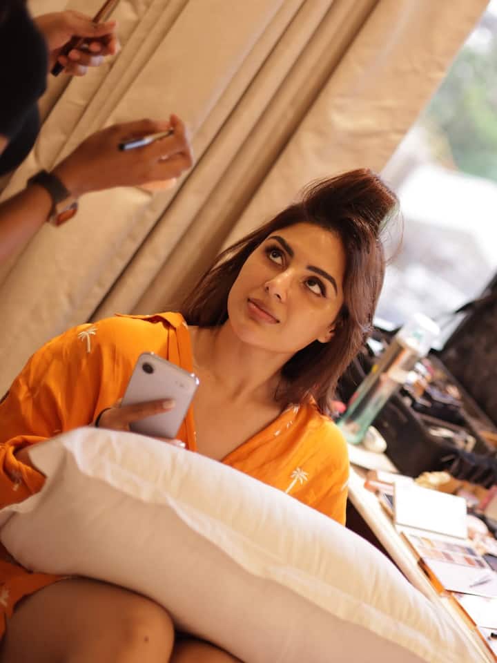 తెలుగులో భీమ్లానాయక్ మూవీతో ఎంట్రీ ఇచ్చి ఆ తర్వాత  వరుస ఆపర్లు అందుకోవడంతో పాటూ హిట్స్ కొట్టేసింది