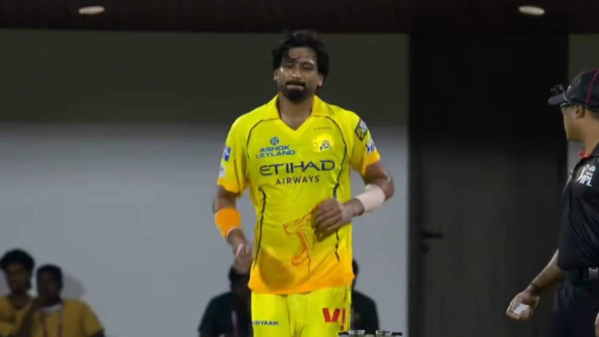 Khaleel Ahmed Injury Update as CSK Star Walks Off Against KKR