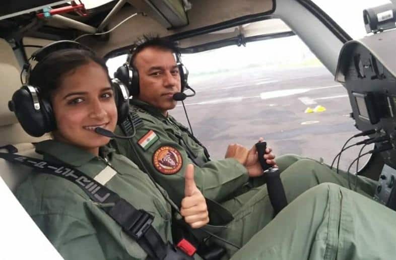 Kashish Methwani: சர்வதேச அழகி டூ ராணுவ அதிகாரி; இணையத்தை கலக்கும் காஷிஷ் மெத்வானி- யார் இவர்?