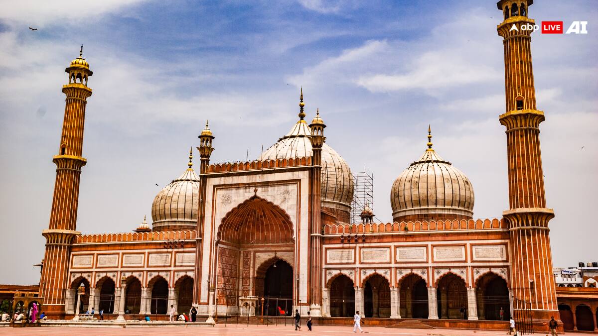 Mosques: भारत की 5 सबसे खूबसूरत मस्जिदें, जिनकी नक्काशी और गुंबद वास्तुकला के अजूबे हैं!