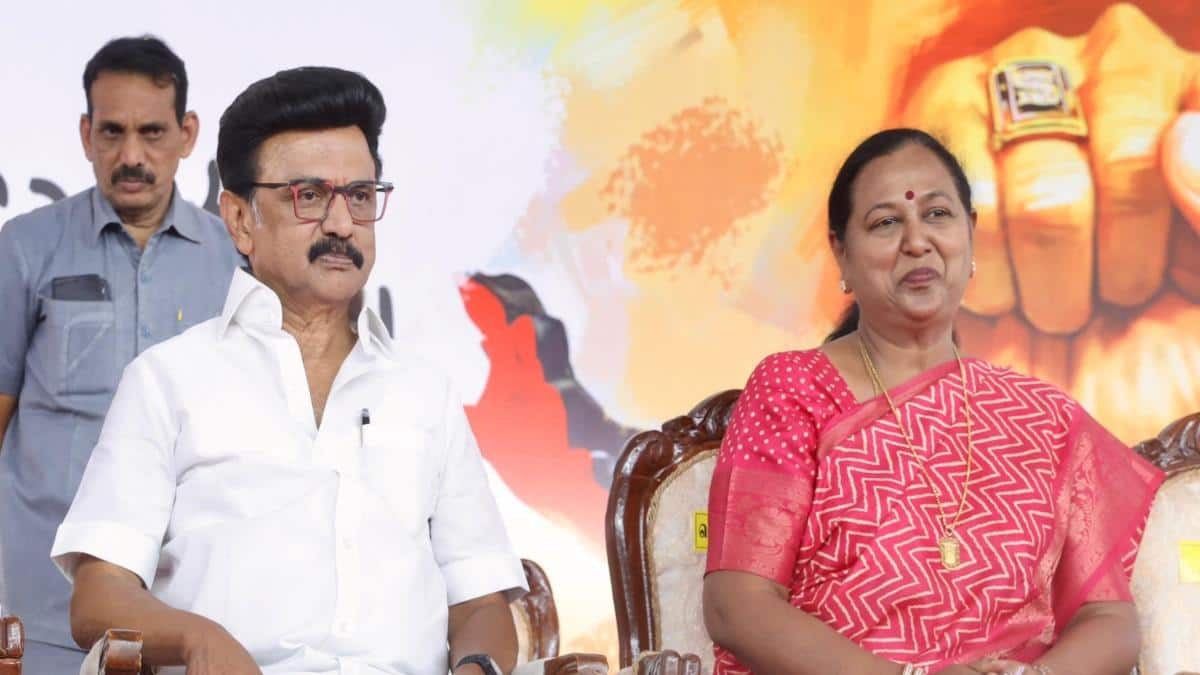 Premalatha: "பாலியல் வன்கொடுமை, போதைக் கலாச்சாரம் குற்றச்சாட்டுதான் இந்த ஆட்சி மீது இருக்கு.." மு.க.ஸ்டாலின் முன்பே பேசிய பிரேமலதா!