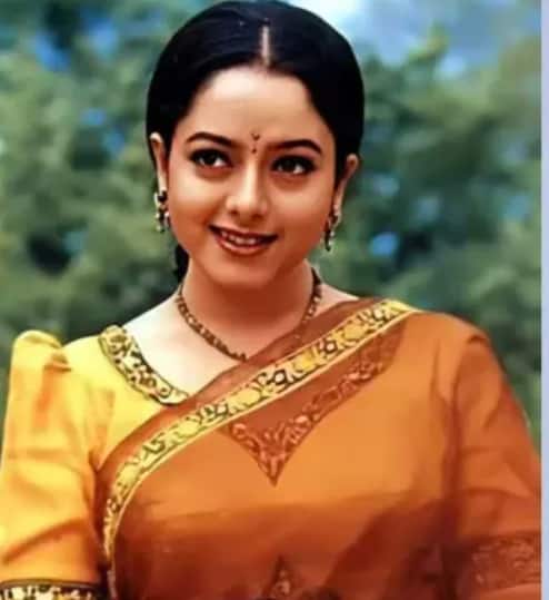 Soundarya Death Anniversary: डॉक्टरी की पढ़ाई छोड़ फिल्मों में आई थीं 'सूर्यवंशम' की 'राधा सिंह', 7 महीने प्रेग्नेंट सौंदर्या की हुई दर्दनाक मौत