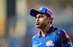 Suryakumar Yadav : रोहित दुखापतीमुळं संघाबाहेर सूर्यकुमार यादवचा खराब फॉर्म कायम, पहिल्याच बॉलवर बाद,  अर्शदीप सिंगचा धमाका