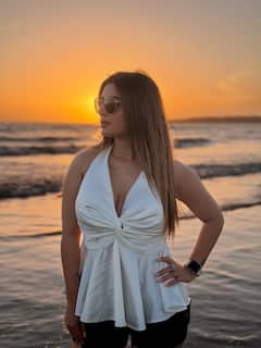 Ankita Dave PHOTO: અભિનેત્રી અંકિતા દવેનો કાતિલ અંદાજ, દરિયાકાંઠે આપ્યા હોટ પોઝ