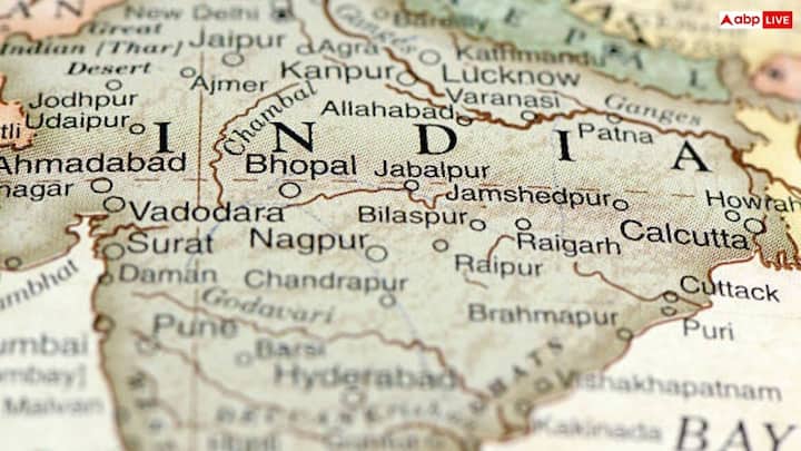 असली बदलाव 19वीं सदी में ग्रेट ट्रिगोनोमेट्रिकल सर्वे के साथ आया. इसकी शुरुआत विलियम लैम्बटन ने की थी. बाद में इसे जॉर्ज एवरेस्ट ने पूरा किया. इस परियोजना में दूरी और ऊंचाई को मापने के लिए वैज्ञानिक तरीकों का इस्तेमाल किया गया.