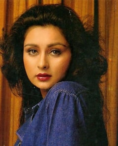 जवानी में बेहद हसीन दिखती थीं Poonam Dhillon, ये 8 फोटोज देख दिल हार बैठेंगे आप