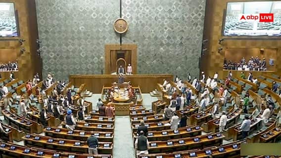 Women Reservation Bill 2026: क्या अखिलेश के पाले में है गेंद? कहां फंस रहा नंबर गेम, महिला आरक्षण पर वोटिंग से ठीक पहले समझें पूरा गणित
