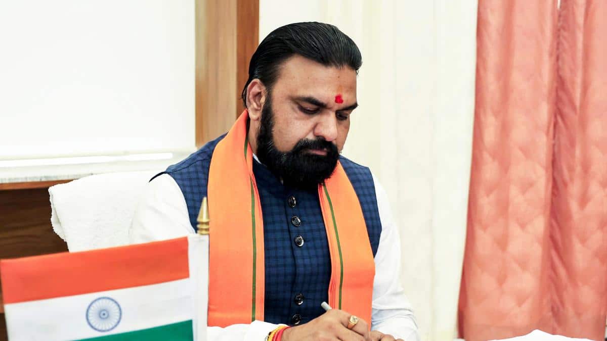 प्राइवेट स्कूल वालों को सम्राट चौधरी का आदेश, फीस, किताब और यूनिफॉर्म को लेकर गाइडलाइन जारी