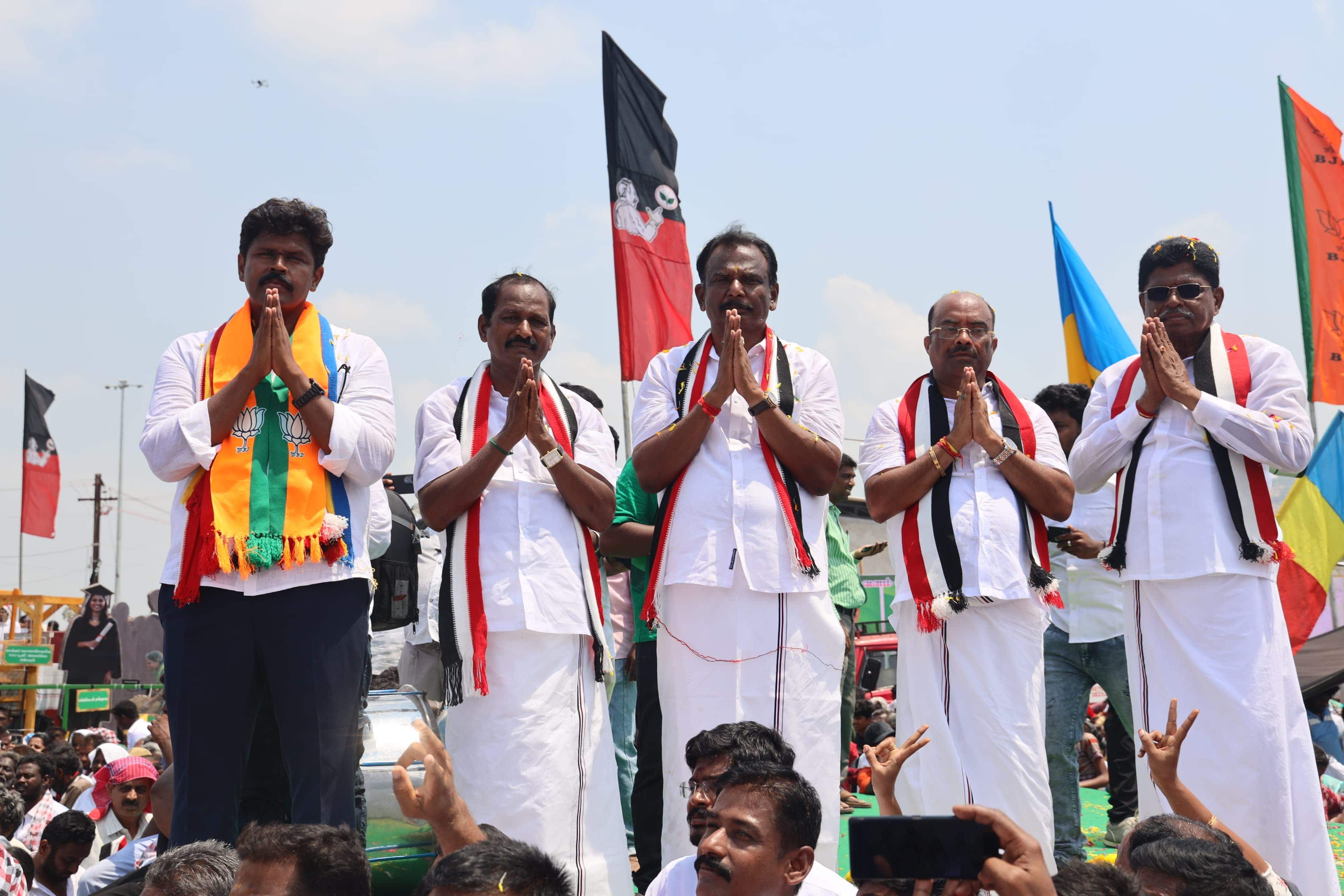 “உரிமையை பறிச்சவங்களுக்கு ஓட்டு போடாதீங்க!