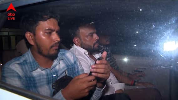 Kolkata News: ED- র হাতে গ্রেফতার বেহালার ব্যবসায়ী, স্বাস্থ্য পরীক্ষা করতে নিয়ে যাওয়ার সময় রাস্তাতেই অসুস্থ ! Kolkata News: ED- র হাতে গ্রেফতার বেহালার ব্যবসায়ী, স্বাস্থ্য পরীক্ষা করতে নিয়ে যাওয়ার সময় রাস্তাতেই অসুস্থ !