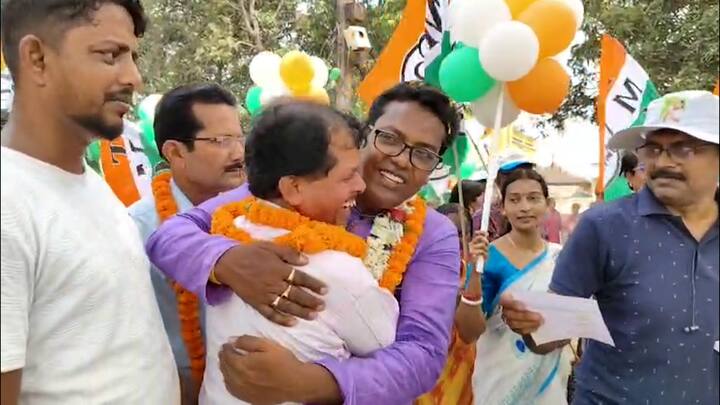 নির্বাচনী প্রচার সারতে, কেউই খামতি রাখছেন না। তবে প্রচার কতটা ফলপ্রসূ হবে, সেই উত্তর মিলবে ৪ মে। নির্বাচনের ফলাফলের দিন।