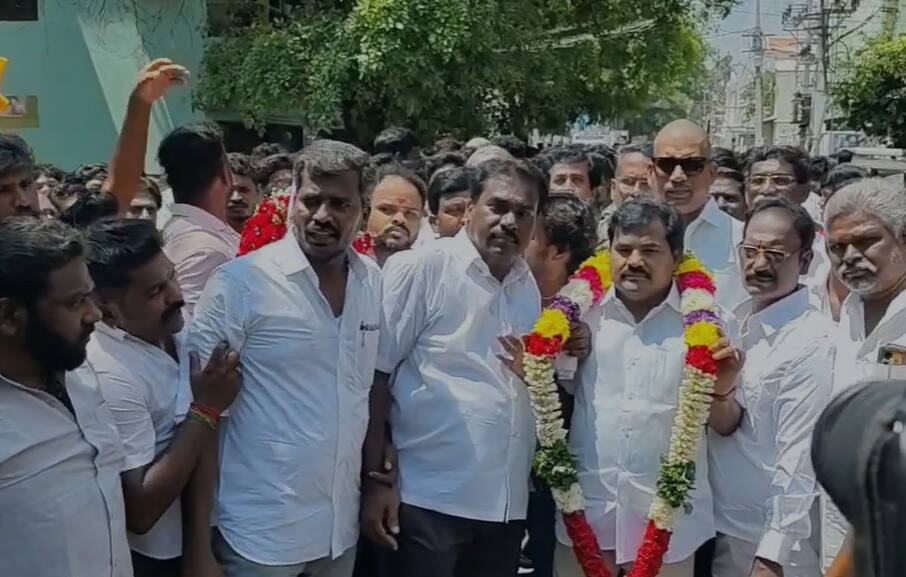 Rajini Fans: