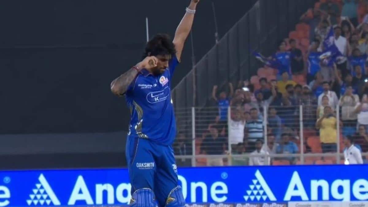 Tilak Varma Smashes 45 Ball Century: క్లాస్ పీకిన పాండ్యా.. రికార్డు సెంచరీతో తిలక్ విధ్వంసం.. 19 ఏళ్ల రికార్డును స‌మం చేసిన తెలుగు స్టార్
