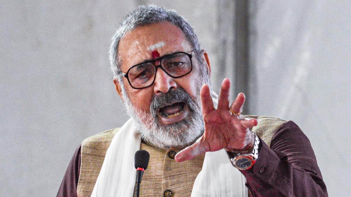 इंडिया गठबंधन की बैठक पर गिरिराज सिंह  का बड़ा बयान, 'कांग्रेस अकेले प्रधानमंत्री मोदी से…'
