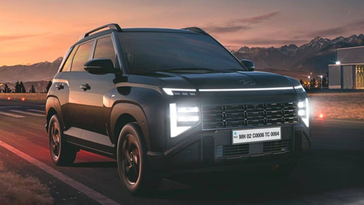 அறிமுகமாகியது Hyundai Venue Knight Edition! நம்ம பட்ஜெட்டிற்கு செட் ஆகுமா? விலை எவ்ளோ?
