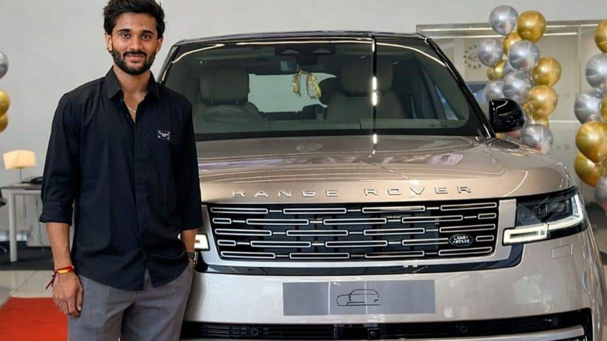 Nitish Kumar Reddy Buys Range Rover: SRH యంగ్ సెన్సేషన్ నితీష్ రెడ్డి గ్యారేజ్ లోకి కొత్త అతిథి.. కోట్లు విలువ చేసే రేంజ్ రోవర్ కొన్న తెలుగు కుర్రాడు!