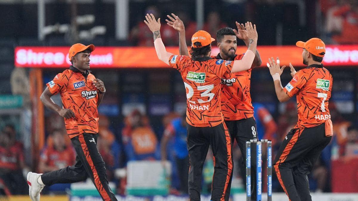 IPL 2026 SRH Hat-Trick Victories: స‌న్ రైజ‌ర్స్ హ్యాట్రిక్ విక్ట‌రీ.. డీసీపై ఘ‌న విజ‌యం.. అద‌ర‌గొట్టిన అభిషేక్, ఇషాన్, ఢిల్లీ ఘోర ప‌రాజ‌యం