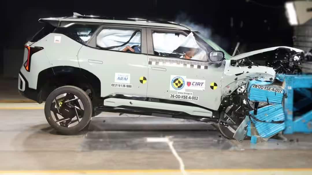 Duster Vs Seltos Crash Ratings: வா, மோதி பார்த்துடுவோம்.! ரெனால்ட் டஸ்டர் Vs கியா செல்டோஸ்; கிராஷ் டெஸ்ட் ரேட்டிங்கில் எது பெஸ்ட்.?