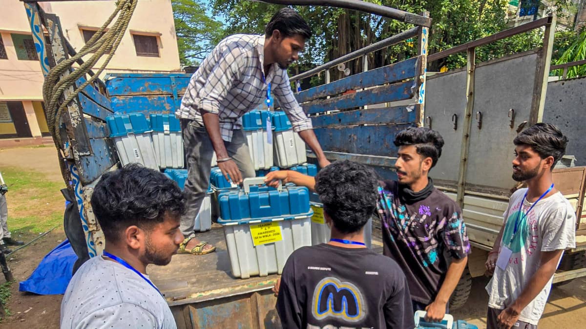 Bankipur Bypoll: 11.5% Voter Turnout Till 11 AM As Prashant Kishor Makes Electoral Debut