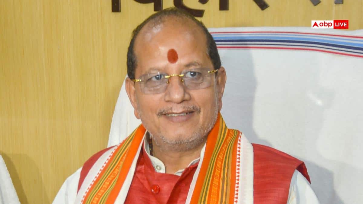 बिहार: विजय सिन्हा मंत्री नहीं बनें तो मिल सकता है ये बड़ा पद, कैबिनेट विस्तार की संभावित लिस्ट