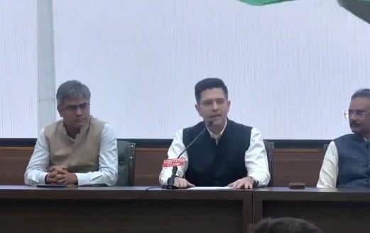 Raghav Chadha: ஆம் ஆத்மிக்கு ஆபத்து; பாஜகவில் இணையும் ராகவ் சத்தா உள்ளிட்ட மாநிலங்களவை எம்.பி-க்கள்; டெல்லியில் பரபரப்பு