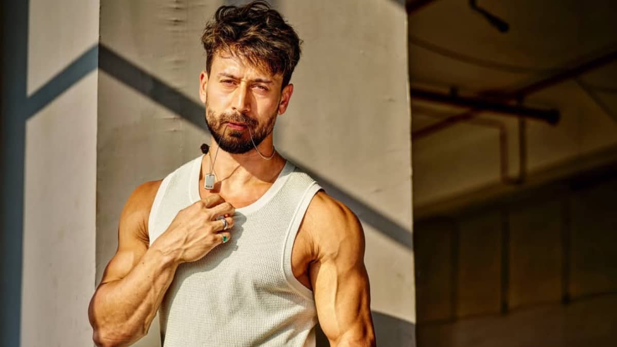 Tiger Shroff ने दुबई में खरीदी प्राइम वॉटरफ्रंट प्रॉपर्टी, लग्जरी अपार्टमेंट में किया करोड़ों का निवेश