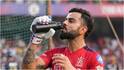 विराट कोहली बनें IPL में कमाई के सिकंदर, जानिए कितने करोड़ अबतक कमाए, रोहित-धोनी किस नंबर पर जानिए