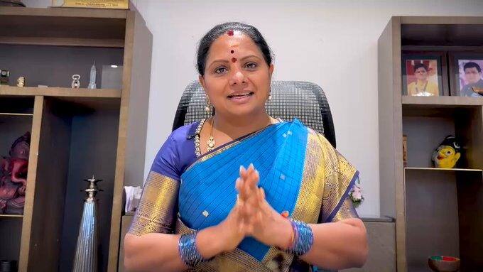 కట్టు, బొట్టు, హెయిర్ స్టైల్ సహా తన లుక్ మొత్తం మార్చేశారు