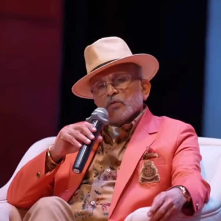 'कट म्हटल्यावरही एक कलाकार थांबला नव्हता.  त्यामुळे घाबरलेली नायिका शूटिंगदरम्यान पळून गेली'.