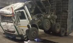 Palghar Accident News: पालघरमध्ये भीषण अपघात! मुंबई-बडोदा एक्सप्रेसवेच्या पुलाला हायवा ट्रकची जोरदार धडक, चालक गंभीर