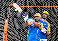 MS Dhoni Update : मैदानात सगळं काही आलबेल, तरीही 'कॅप्टन कूल' गायब! MS धोनी फिट आहे, पण तरीही का नाही खेळत? मोठे कारण आले समोर