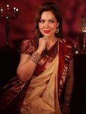 खुले बाल, बिंदी और रेड लिपस्टिक, साड़ी में TMKOC की बबीता जी का दिखा दिलकश अंदाज, नहीं हटेगी नजर!