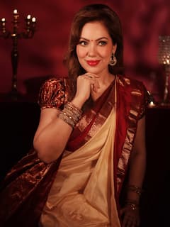 खुले बाल, बिंदी और रेड लिपस्टिक, साड़ी में TMKOC की बबीता जी का दिखा दिलकश अंदाज, नहीं हटेगी नजर!