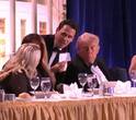 Donald Trump News: धाड धाड...गोळीबार होताच डोनाल्ड ट्रम्प खाली बसले, हॉटेलमधून निघाताना खाली पडले, नेमकं काय घडलं?, PHOTO